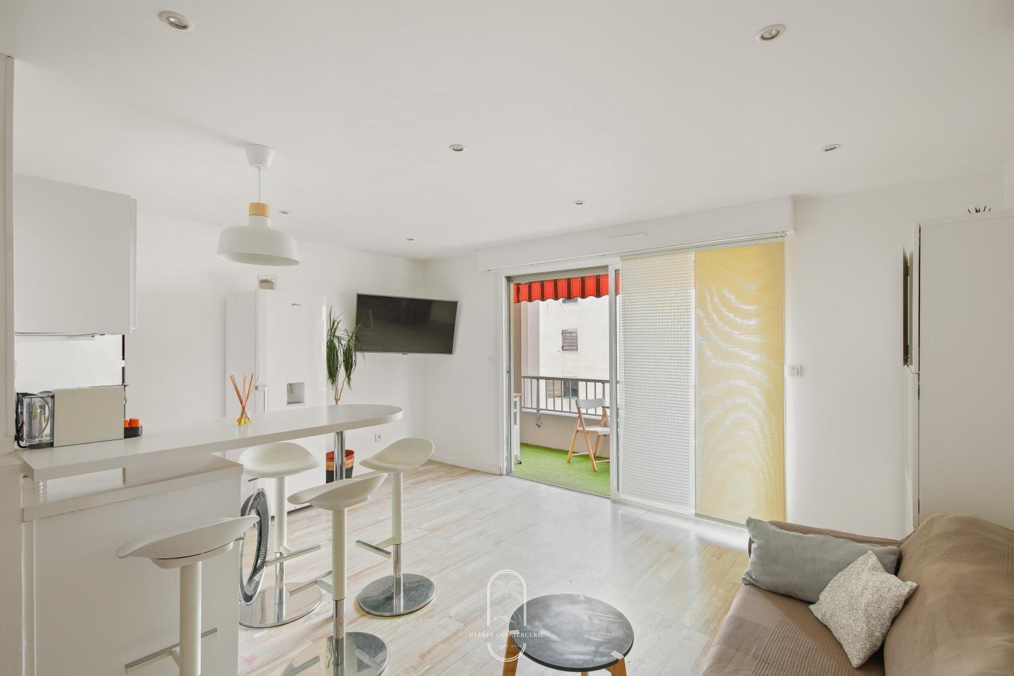 T2cocconing- Clim/pk/wifi- Costebelle-5min *